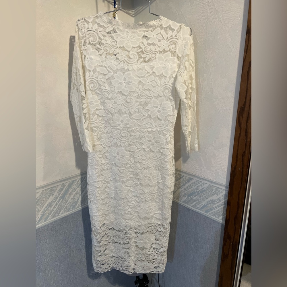White lace dress